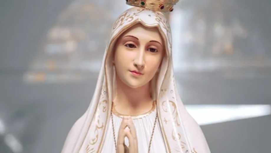 Santoral: Virgen de Fátima.-