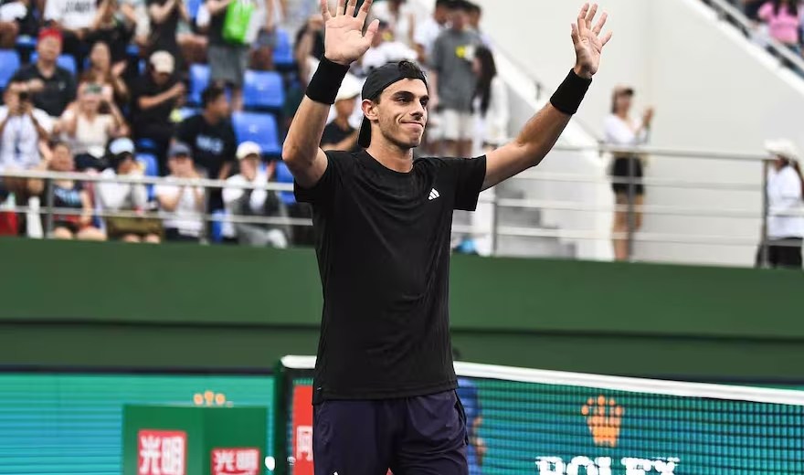 Francisco Cerúndolo venció a Adrian Mannarino en el Masters 1000 de Shanghái. (Foto: ATP Tour)