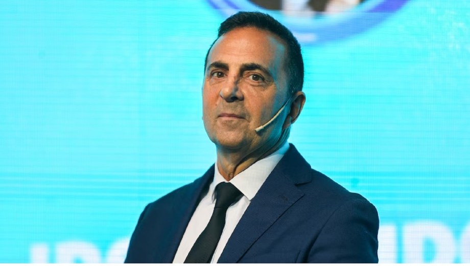 El secretario de Trabajo, Empleo y Seguridad Social de la Nación, Julio Cordero, en el Coloqui IDEA. (Gentileza Infobae).