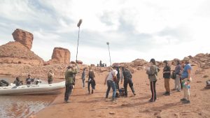 Sobre Cosas que se Ven en el Cielo, la delirante serie neuquina de ciencia ficción filmada en El Chocón