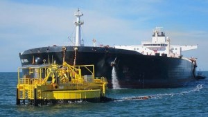 Las exportaciones de petróleo se dispararon y explican el saldo positivo de la balanza energética