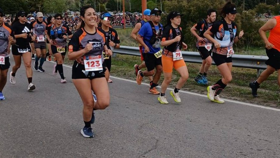 La intendenta de Valcheta Yamile Direne hizo una buena marca en la maraton.