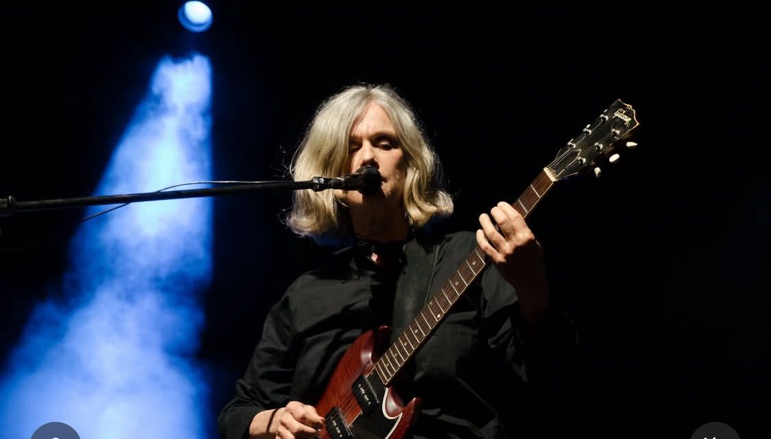 JUANA MOLINA presenta DOGA en Neuquén.