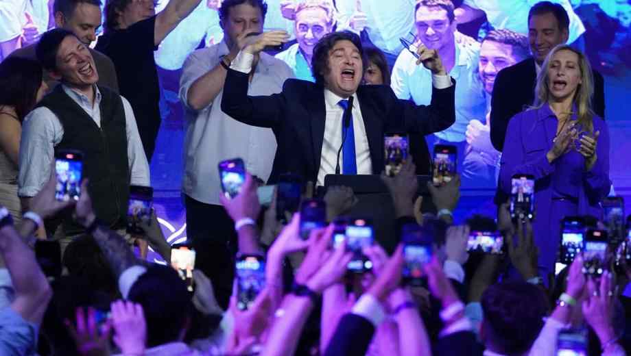 Para el Gobierno, la reforma laboral y tributaria serán clave para avanzar con el plan económico. (Foto: Clarín fotografía)