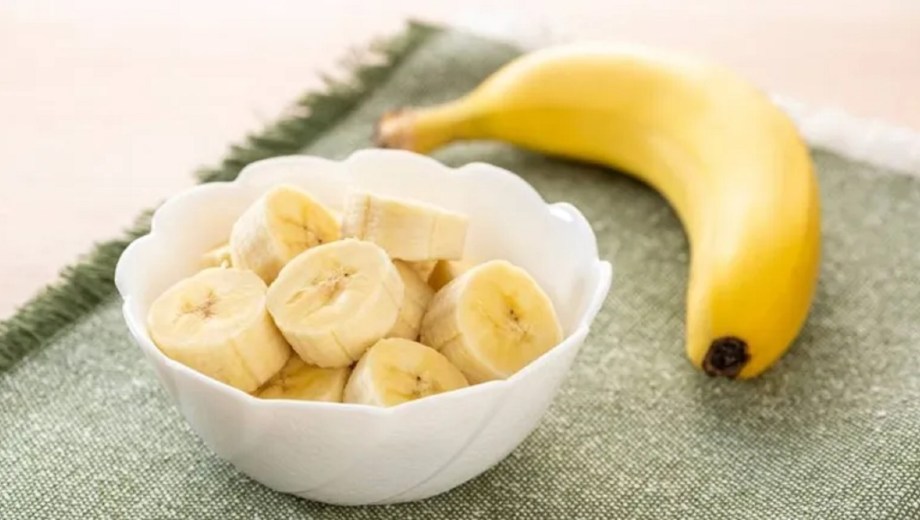 Los beneficios de comer una banana cada mañana.