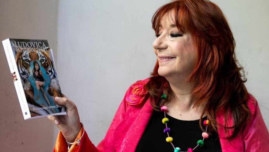 Ludovica Squirru: predicciones.-