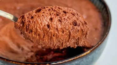 Mousse de chocolate con huevo duro: fácil, nutritiva y lista en pocos minutos 