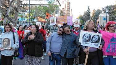 «Azul, te estamos buscando»: marcharon en Neuquén para reclamar su aparición