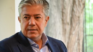 Intimaron a Rolando Figueroa por romper la veda electoral: la respuesta de La Neuquinidad a la jueza