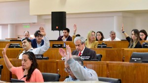 Con la renuncia de un concejal de la Izquierda, el FIT inició la rotación de bancada en el Deliberante de Neuquén