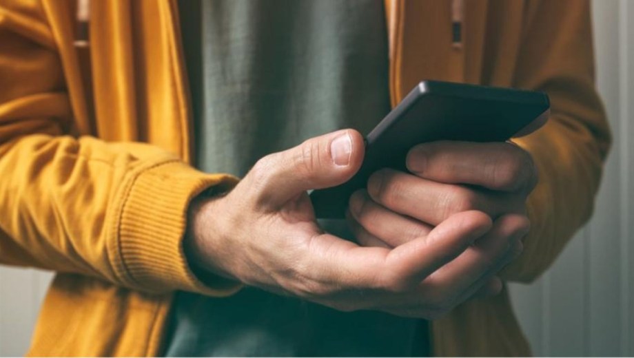 La causa en Cinco Saltos se inició tras una alerta internacional emitida por el NCMEC luego de la denuncia de Google sobre material de abuso infantil.
