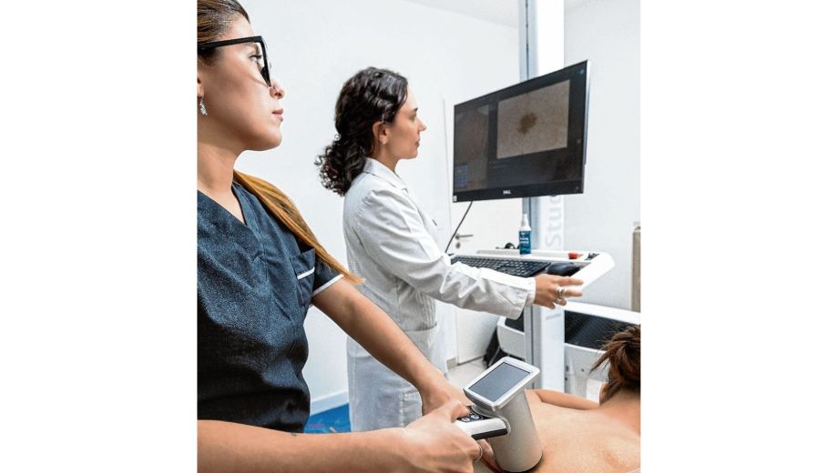 Yamina Julian, dermatólogoa de Neuquén. Gentileza. 