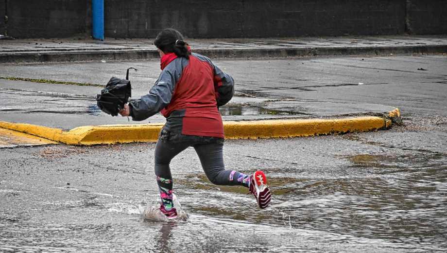 Alerta en Neuquén y Río Negro. Foto: Andrés Maripe