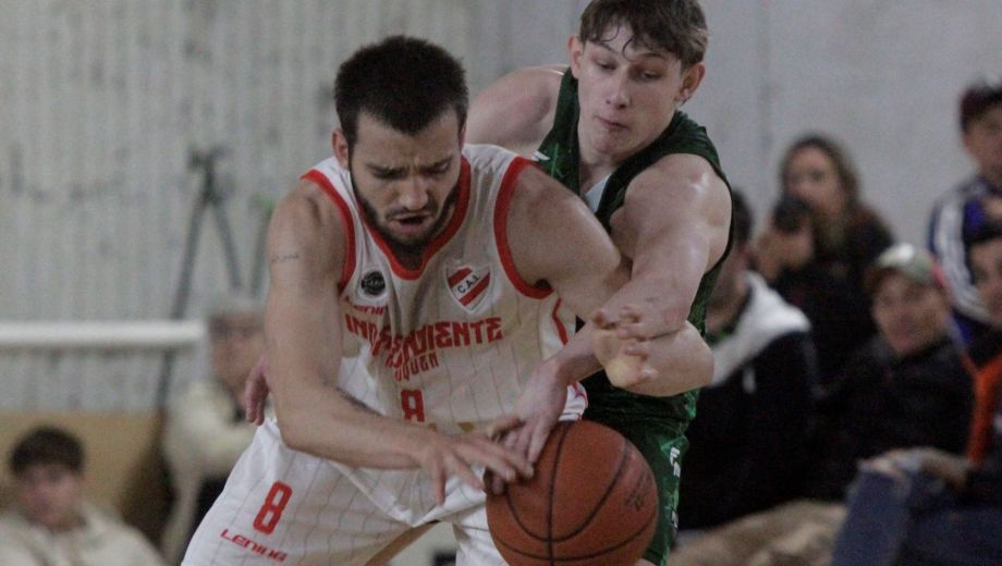 El Rojo lo luchó hasta el final y tuvo su premio. Logró la novena victoria de la temporada. (Oscar Livera)