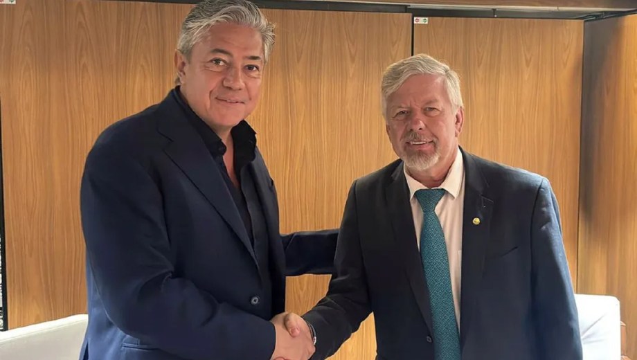 Rolando Figueroa viajó a Brasil. (Foto: Gobierno de Neuquén).