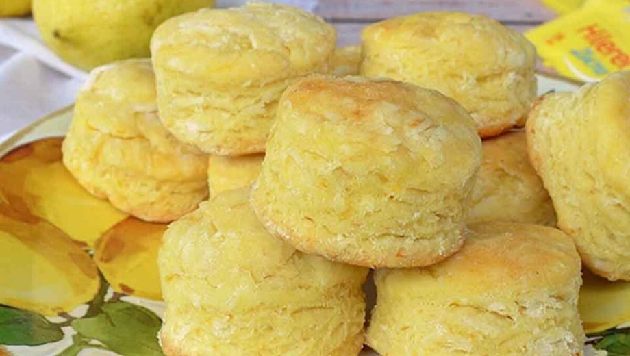 Scones de limón sin manteca.