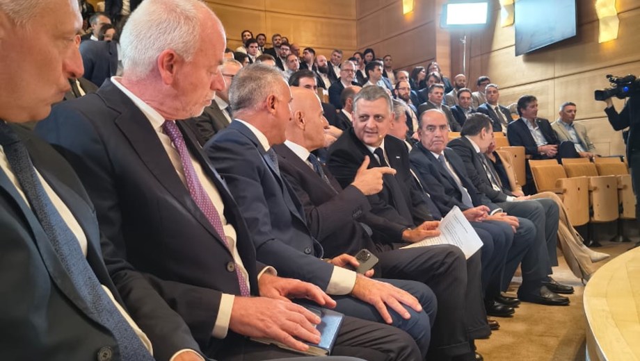 Video | GNL: YPF selló con la italiana Eni un mega acuerdo para exportar gas de Vaca Muerta