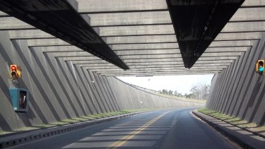 Único en toda Sudamérica y está en Argentina: dónde queda el túnel «subacuático» más importante del continente 