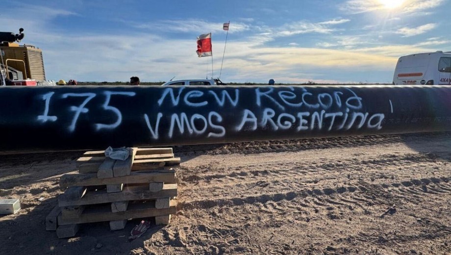 La obra del Oleoducto Vaca Muerta Sur rompe otra marca. (Gentileza).