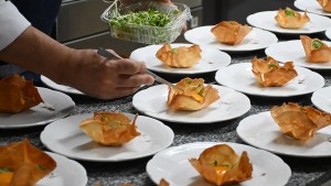 La gastronomía neuquina brilla en Traful Invita