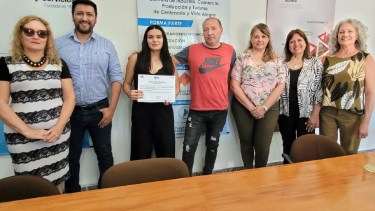 El pulso del comercio local en el presente de Centenario