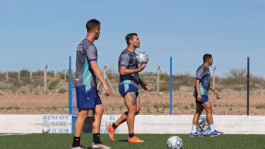 Deportivo Rincón y Sol de Mayo se juegan su continuidad en el Federal A