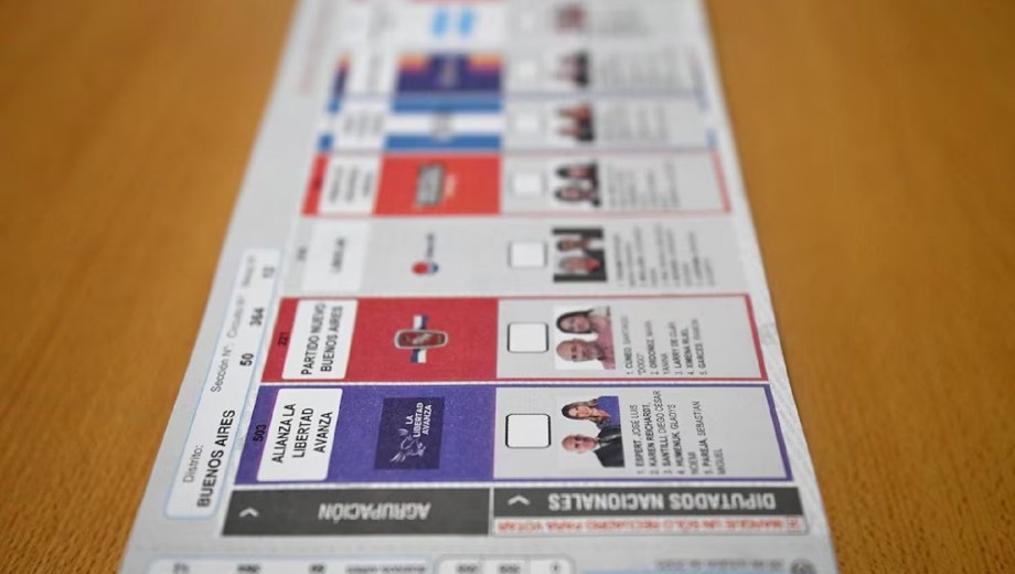 Santilli encabeza la boleta pese a la foto de Espert. Foto: gentileza Infobae.