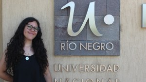 Gimena, la egresada de la Universidad de Río Negro que se distingue en el mundo por su excelencia académica