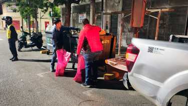 Buscan el origen de la basura contaminante en los contenedores del área centro sur de Neuquén