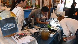 El Centro Regional Universitario Bariloche abrió sus puertas a la comunidad para mostrar ciencia, tecnología, arte, salud, deporte y cultura