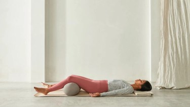 Qué es el Yoga Nidra: la técnica milenaria que ayuda a dormir mejor y elimina el estrés 