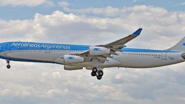 Oferta de vuelos en Black Friday: Aerolíneas y JetSMART lanzan rebajas para el verano 2026