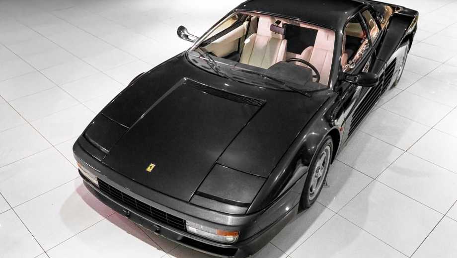La Ferrarri Testarossa negra que perteneció a Diego Maradona.