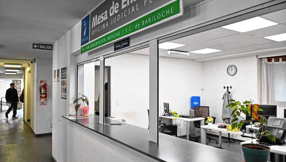 La exfuncionaria judicial fue secretaria de un Juzgado de Instrucción Penal en Bariloche y llegó a la Corte con un planteo. Archivo