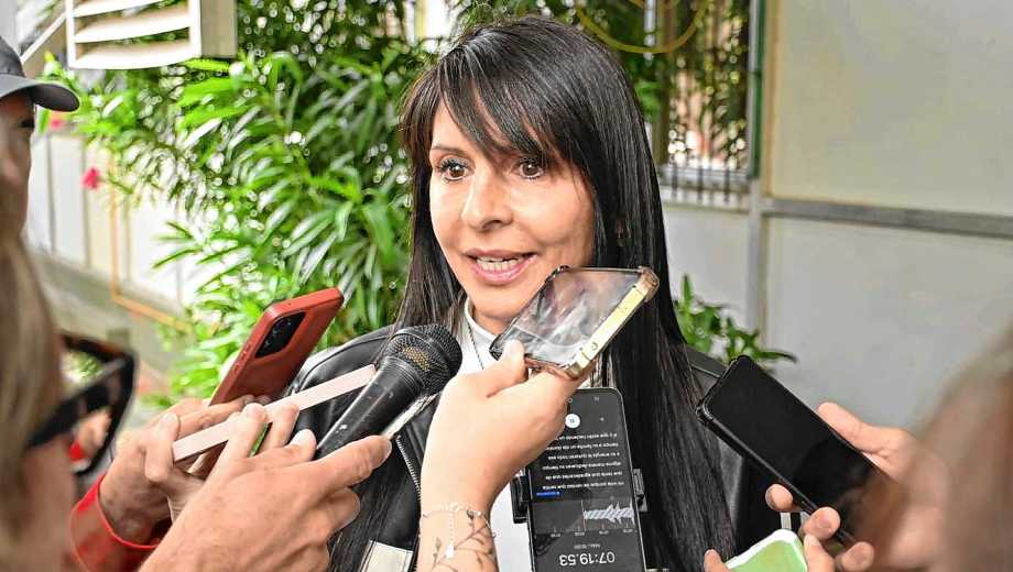 Lorena Villaverde, senadora electa libertaria por Río Negro. 