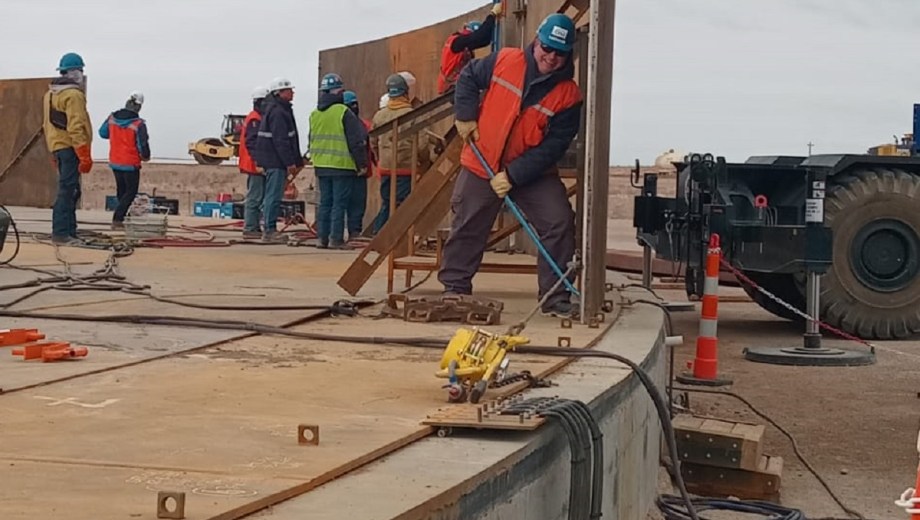 Cinco mil puestos de trabajo por la obra Vaca Muerta Oil Sur. (Gentileza).