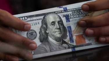 DÓLAR HOY: precios oficiales y blue en el mercado cambiario jueves 16 de octubre 2025
