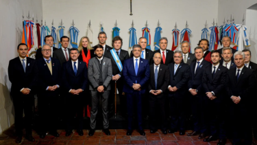 Quiénes son los gobernadores que convocó Javier Milei en Casa Rosada, tras las elecciones