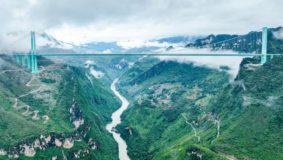 Impresionante: así es el puente que desafía las nubes en China. Foto: gentileza.