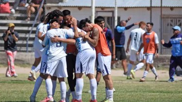 La Amistad ganó y es el único líder de la Liga Confluencia, tras el empate de Regina