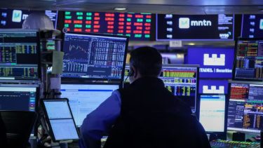 Mercados: tras la euforia post electoral, los bonos y las acciones cortaron con la tendencia alcista