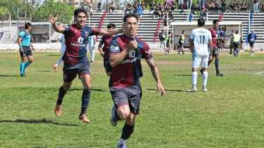 Regional Amateur: Argentinos del Norte dio el batacazo, empate de Independiente y goleada de Regina
