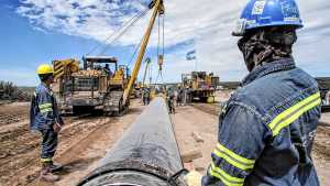Fotogalería | El avance del Oleoducto Vaca Muerta Sur: soldaduras, récords y el inicio de la etapa final