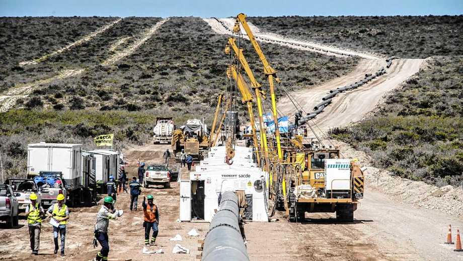 La obra del Oleoducto Vaca Muerta Oil Sur genera más de 2.800 puestos de trabajo. (Foto: Cecilia Maletti)