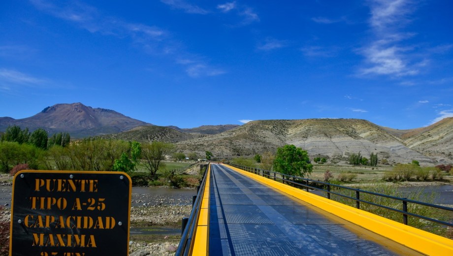 El puente permite una comunicación más fluida que estaba limitada a una pasarela (Neuquéninforma)