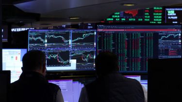 Mercados: suben las acciones y caen los bonos en una semana marcada por la cautela preelectoral