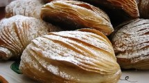 Imagen de Cómo hacer sfogliatella italiana: la receta para una masa crujiente que lleva relleno de ricota 