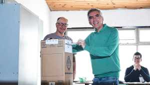 Elecciones 2025: Facundo López votó en Viedma y llamó a «crear un Congreso de ideas y no de agravios»