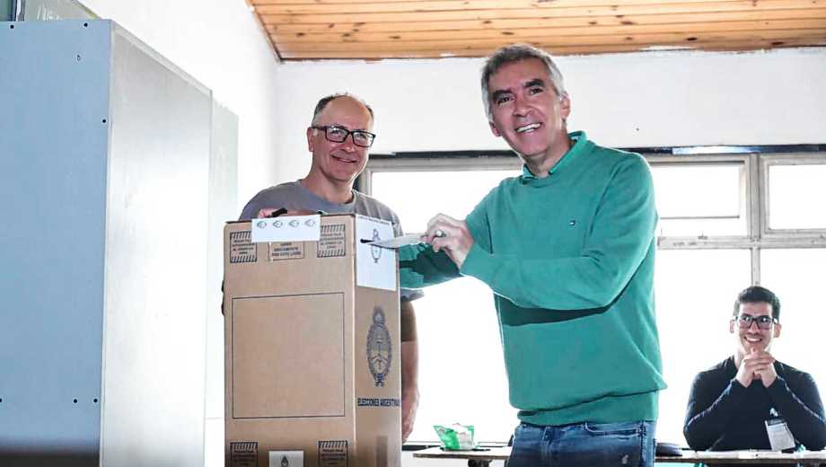 El legislador y candidato a senador Facundo López. Foto: Marcelo Ochoa.