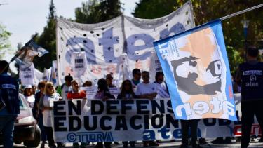 Paro docente en Neuquén y Río Negro: masiva adhesión en Viedma, Roca, Bariloche y Cipolletti este martes